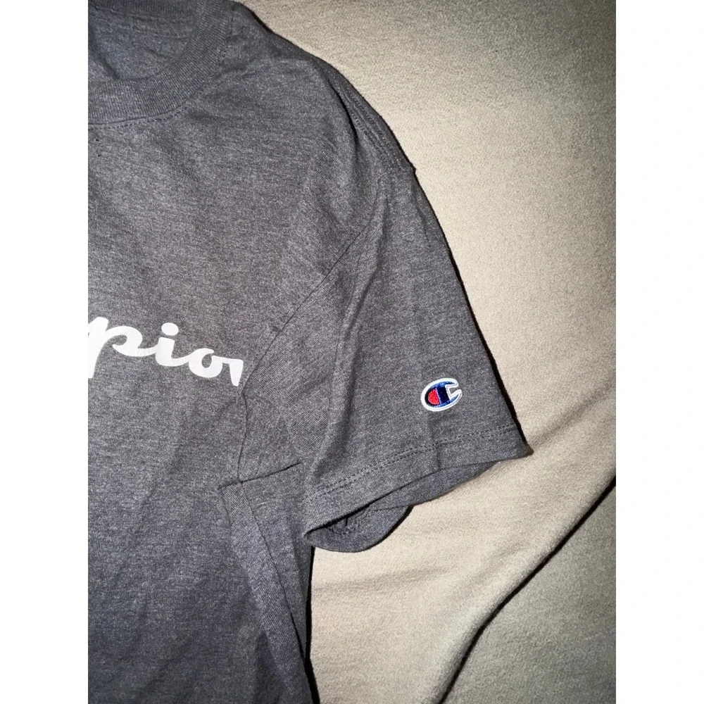 Champion Mens Graphic T-Shirt Charcoal Heather Gray Script Logo GT23H AE9 Size M - Picture 4 of 6